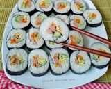 Foto langkah ke 6 dari resep Homemade sushi.