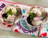 A picture of step 4 of No churn mulberry swirl ice cream.