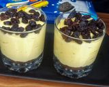 A picture of step 6 of Custard And Oreo Cup Dessert.
