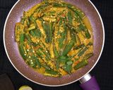 A picture of step 8 of Okra in Chilli Mustard Gravy.