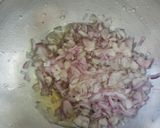 A picture of step 1 of Bhuna hua qeema.