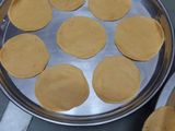 તીખી પૂરી (Tikhi Poori Recipe In Gujarati)