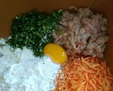 Foto langkah ke 1 dari resep Kol gulung isi ayam bumbu kacang.