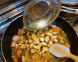 A picture of step 7 of Chicken Cashew Nuts.