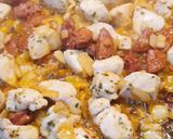 Foto del paso 2 de la receta: Patatas al horno con chorizo patatero y pollo