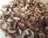 Foto del paso 12 de la receta: Paella de marisco en sartén, con caldo dashi, (Japón), paso a paso