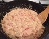 Krémsajtos csirkés tészta recept fázis 3 fotója