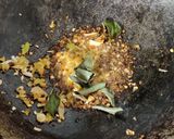 A picture of step 2 of Vada pav fondue.