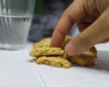 Foto langkah ke 7 dari resep Crunchy Cornflakes Cheese Cookies.