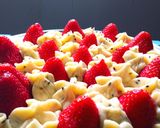 Une image de l'étape 4 de Tarte sans pâte aux fraises et sésame.