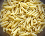 Foto del paso 2 de la receta: Macarrones con salsa de gorgonzola y nueces