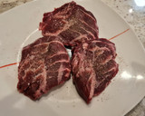 Foto del paso 2 de la receta: Carrilleras ibéricas con tomate