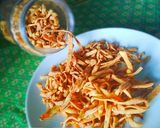 Foto langkah ke 3 dari resep Stik Bawang Eggless.
