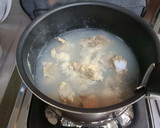藥燉鮮蝦排骨湯(簡單料理)的食譜步驟2照片
