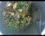 A picture of step 8 of Matar pulao.