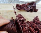 Foto del paso 2 de la receta: Crujiente de morcilla con uvas y pera