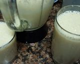 Foto del paso 3 de la receta Jugo de piña con leche