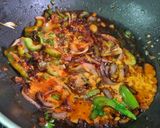 A picture of step 4 of Crispy Chicken in Hot Garlic Sauce.