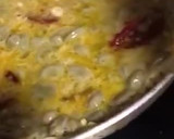 Foto del paso 7 de la receta: Tortilla de habitas con chorizo de Salamanca
