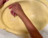 A picture of step 12 of Chicken, leek and thyme pie.