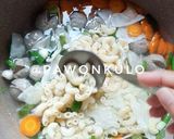 Foto langkah ke 3 dari resep Sop bening makaroni.