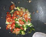 Foto langkah ke 2 dari resep Tumis Pare Rebon.