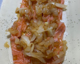 Foto del paso 3 de la receta: Pastel de salmón y cebolla caramelizada