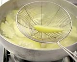 A picture of step 4 of Potato Wedges.