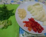 Foto langkah ke 2 dari resep Udang Pedas Manis.