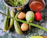A picture of step 1 of Mahura(mixed vegetable curry).