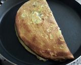 Foto del paso 6 de la receta: Omelette con cebollín y jamón o queso