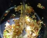 A picture of step 4 of Chicken soup with garlic bread.