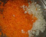 صورة لخطوة 1 من وصفة خلية النحل بعجينة البيتزا