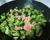 Foto del paso 2 de la receta Pasta con salmón y brócoli