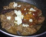 A picture of step 5 of Mutton roghan josh rice.