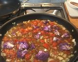 A picture of step 5 of Easy paneer curry.