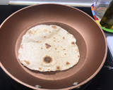 Foto del paso 3 de la receta: Masa casera para tortillas de trigo integrales mexicanas