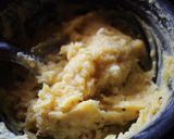 A picture of step 5 of Chandrakantalu(Moong Dal Fried Burfi).