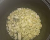 Gambar langkah 1 resipi Mushroom Soup (versi cendawan shiitake).