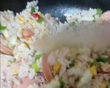 Foto langkah ke 2 dari resep Nasi goreng kampung mata sapi.