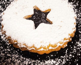 Ünnepi fahéjas szilvalekváros Linzer recept fázis 5 fotója