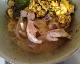 Foto langkah ke 3 dari resep Mie Ayam Jamur.