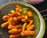 A picture of step 1 of Raw Turmeric Instant Pickle.