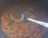 A picture of step 4 of Bhindi Curry.
