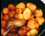 A picture of step 3 of Khattey Aloo Papri.