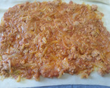 Foto del paso 2 de la receta: Empanada de atún en escabeche