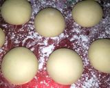 Foto langkah ke 7 dari resep Donat lembut sederhana toping glaze.