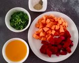 A picture of step 1 of Beetroot Carrot Smoothie.
