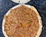 Foto del paso 3 de la receta: Hojaldre de torta, carne y patatera con miel 🍯