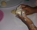 A picture of step 6 of Egg roll.